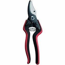 Felco 160S Secateurs are small secateurs from the Essentials range. 